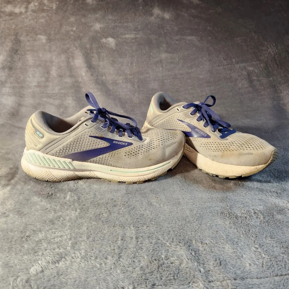 Brooks Shoes Womens 8.5 Gray Blue Adrenaline GTS 22 Running Sneaker Athleisure
